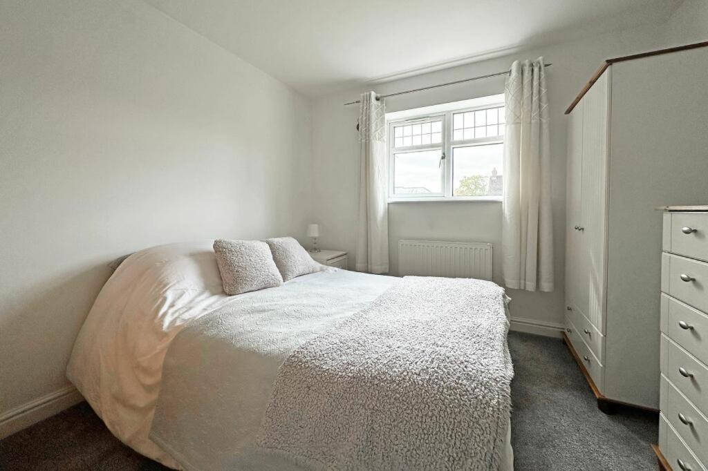 Bluebell House Home In Country Village. Nec/Stratford/Birmingham โซลิฮัล ภายนอก รูปภาพ